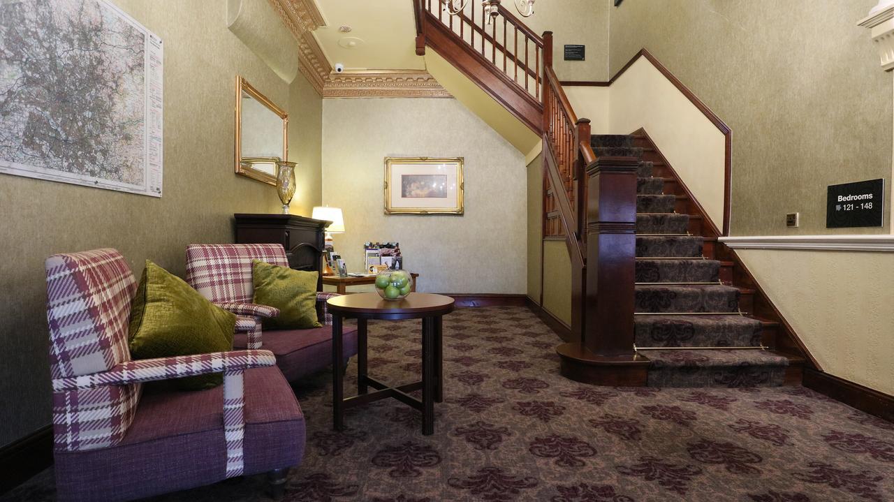 The Victoria Hotel Manchester By Compass Hospitality Oldham Exterior foto